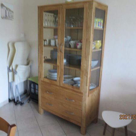 T3 Avec Balcon Plein Sud En Bord De Mer - 50 Ml .2 Chambres Tout Confort, Equipe De Chauffage Electrique Pour Periode Hivernale, Camiers Luaran gambar